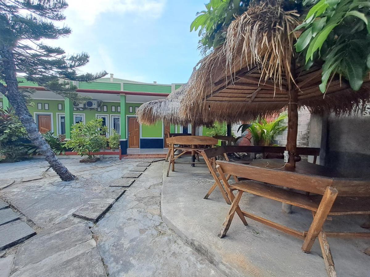 Azza Karimunjawa Hotel Exterior photo